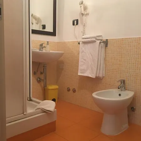 Nocleg ze śniadaniem Fiore Di Roby 2*